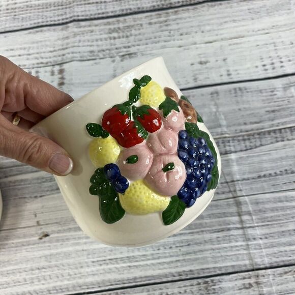 Vintage Cardia Kitchen Canister w/ Lid Fruit Kitchen Grapes Lemons Strawberries - Picture 6 of 11